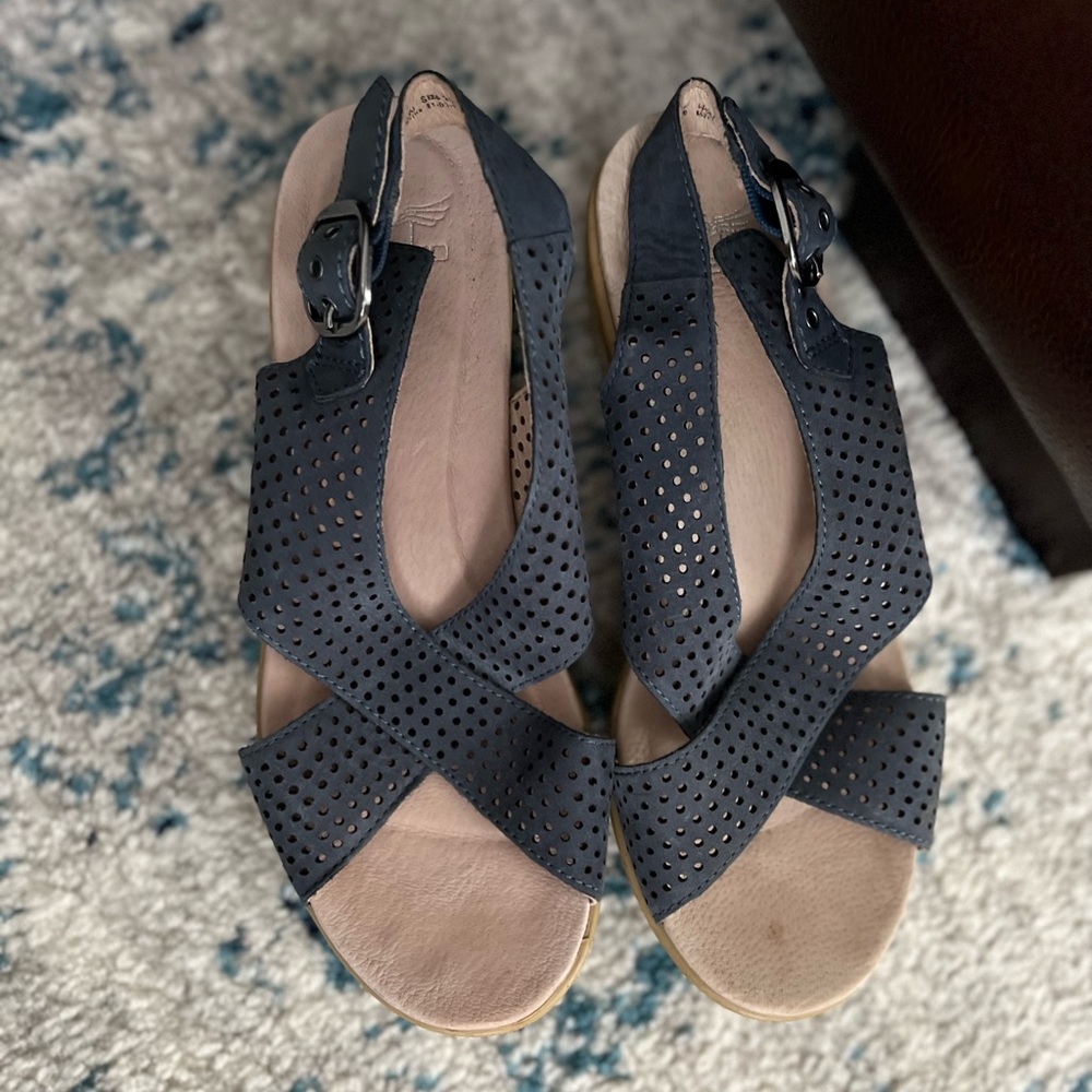 Dansko Navy Leather Sandals Eu 38/ size 7